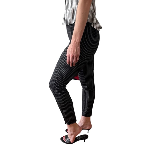 NWOT HUE Black & White Checked Stretch Crop Ankle Zip Legging Trouser Pant XS/S - Picture 4 of 15